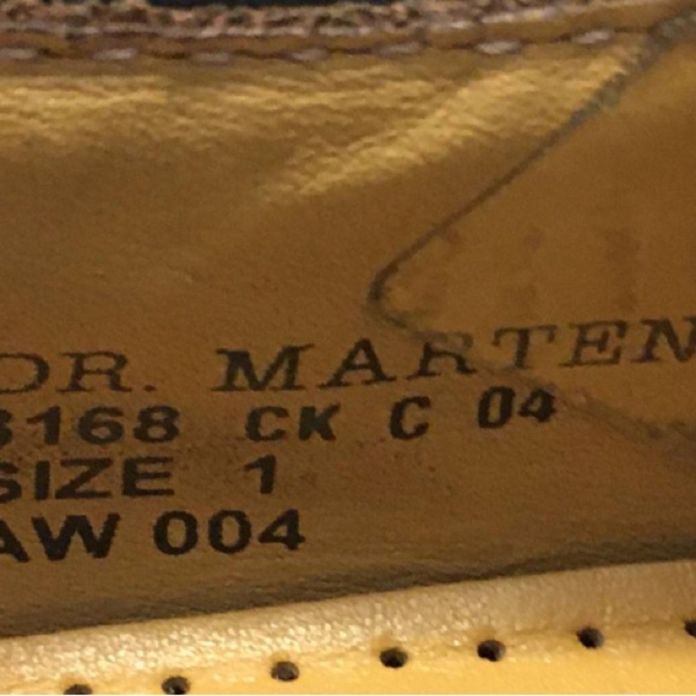Doc Martens Youth Size 1 - Picture 6 of 8